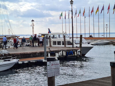 unser Boot zur Isola del Garda